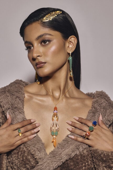 Champi Peeli Pendant