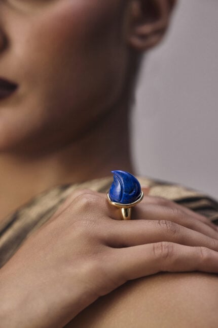 Chonch Neeli Ring